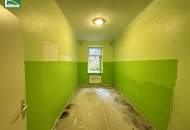 Renovierungsbedürftige Erdgeschoss-Wohnung in Hofruhelage nahe U4 und U6! Grenze zum 6. und 12. Bezirk!