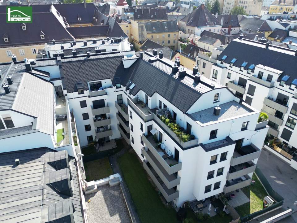 Moderne 3-Zimmer-Dachgeschosswohnung in idealer Lage! Karmeliterhof - Neubauwohntraum beim Rathausplatz