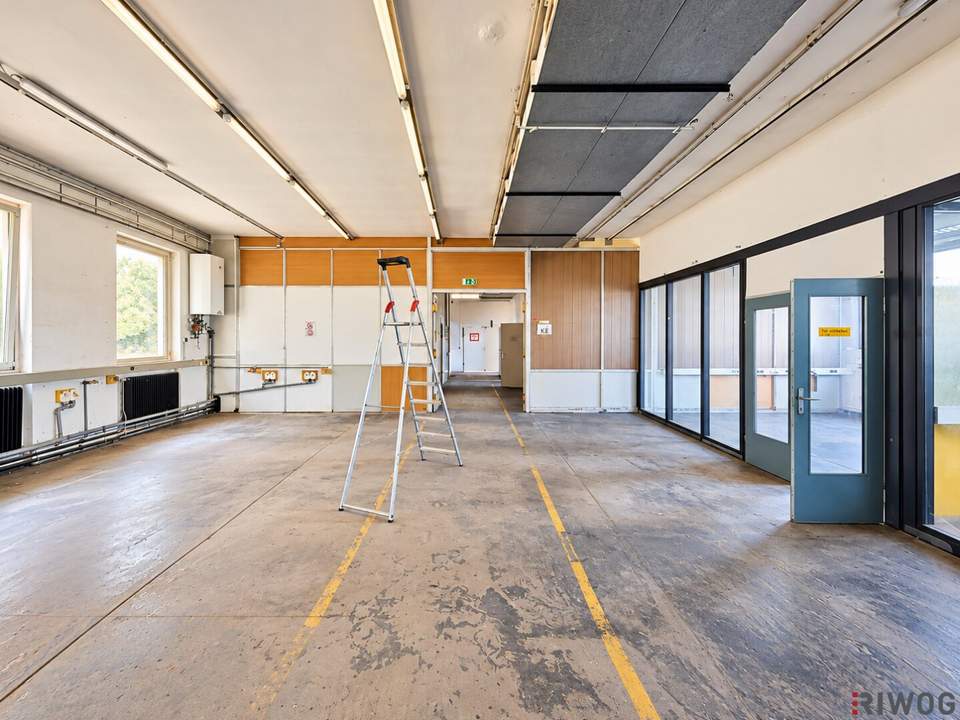 261m² Lagerhalle mit Büromöglichkeit | ebenerdige Zufahrt | ab sofort | Nähe Linzerstraße
