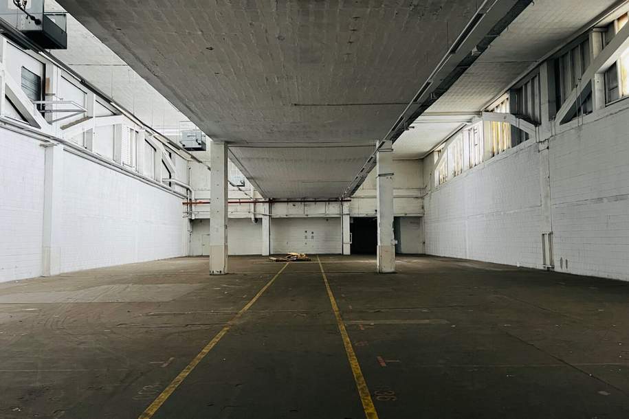 GewerbeparkTraiskirchen! Halle ca.1600 m² mit 2 Rampen!, Gewerbeobjekt-miete, 9.440,00,€, 2514 Baden