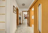 Familientraum! Einfamilienhaus mit großzügigem Garten und Garage in Telfs zu verkaufen.