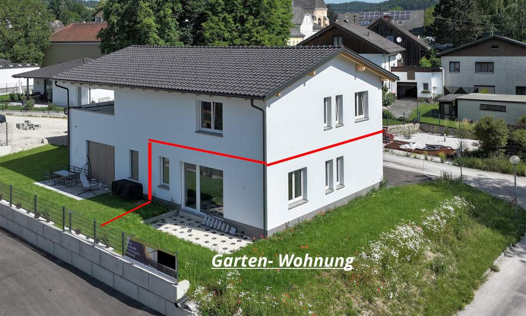 Eine Garten-Wohnung 59 m², mit 3 Zimmer, 13 m² Terrasse und 128 m² Gartenfläche.