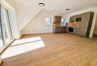 Neubau! Moderne 2-Zi.-Dachgeschoß-Wohnung mit großen Balkon