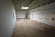 PERFEKT GELEGENE LAGERHALLE MIT BÜRORÄUMLICHKEITEN