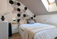 Hochwertig renovierte 4-Zimmer-Dachgeschosswohnung mit Berglick in Vandans | 88m² Wfl. | 1 Garagenstellplatz & 1 Außenstellplatz | ruhige Sackgassenlage
