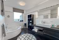Großzügige Paarwohnung mit Dachterrasse-zentral gelegen-eigener KFZ Stellplatz-grandioser Fernblick