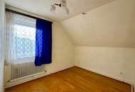 Großzügiges Grundstück mit Potenzial in familienfreundlicher Umgebung