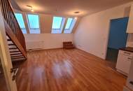 Ankommen und wohlfühlen: Traumhafte DG-Maisonette mit Galerie &amp; Sonnenterrasse!