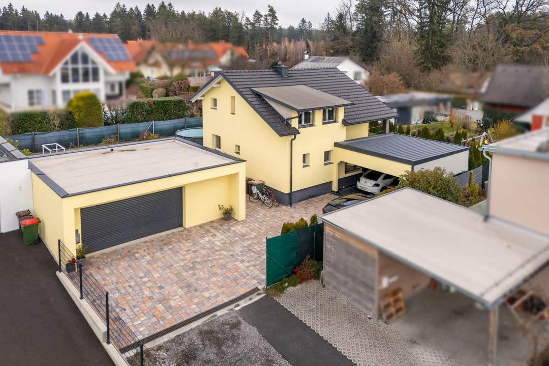 Einziehen und wohlfühlen: Hochwertig modernisiertes Haus mit Garten