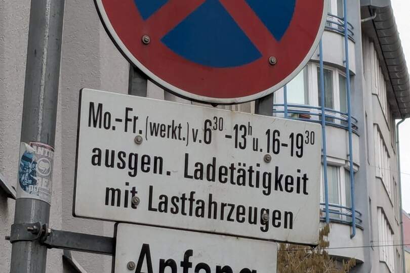 Rarität! „1140 Wien: Lager + Büro + Wohnung | befahrbar | 2.000 kg/m² | Lastenaufzug | Ladezone bis 19:30“, Gewerbeobjekt-miete, 3.950,00,€, 1140 Wien 14., Penzing