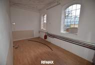 LAGERRÄUME im 1. Stock, Fitness, etc.