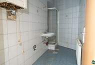 Schöne 2-Zimmer Wohnung zum Renovieren