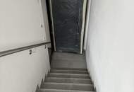 Modernes Zweifamilienhaus mit Gartenwohnungen – Erstbezug!