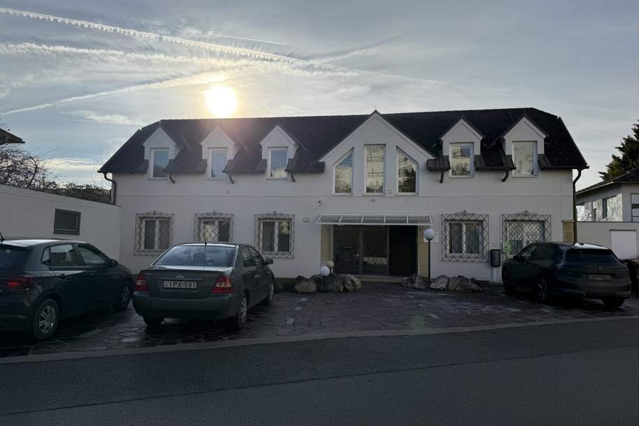 ca. 225 m²repräsentative Büroräumlichkeiten in Zentrumsnähe mit Parkplätzen zu vermieten, Gewerbeobjekt-miete, 2.320,00,€, 7000 Eisenstadt(Stadt)