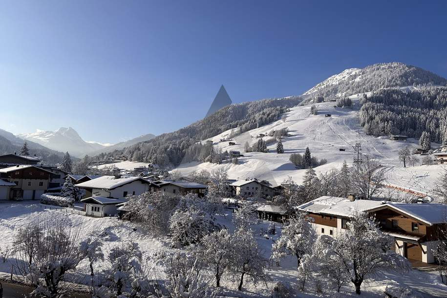 Kernsanierte, sonnige Dachgeschosswohnung an der Skipiste - Kirchberg in Tirol, Wohnung-kauf, 1.269.000,€, 6365 Kitzbühel