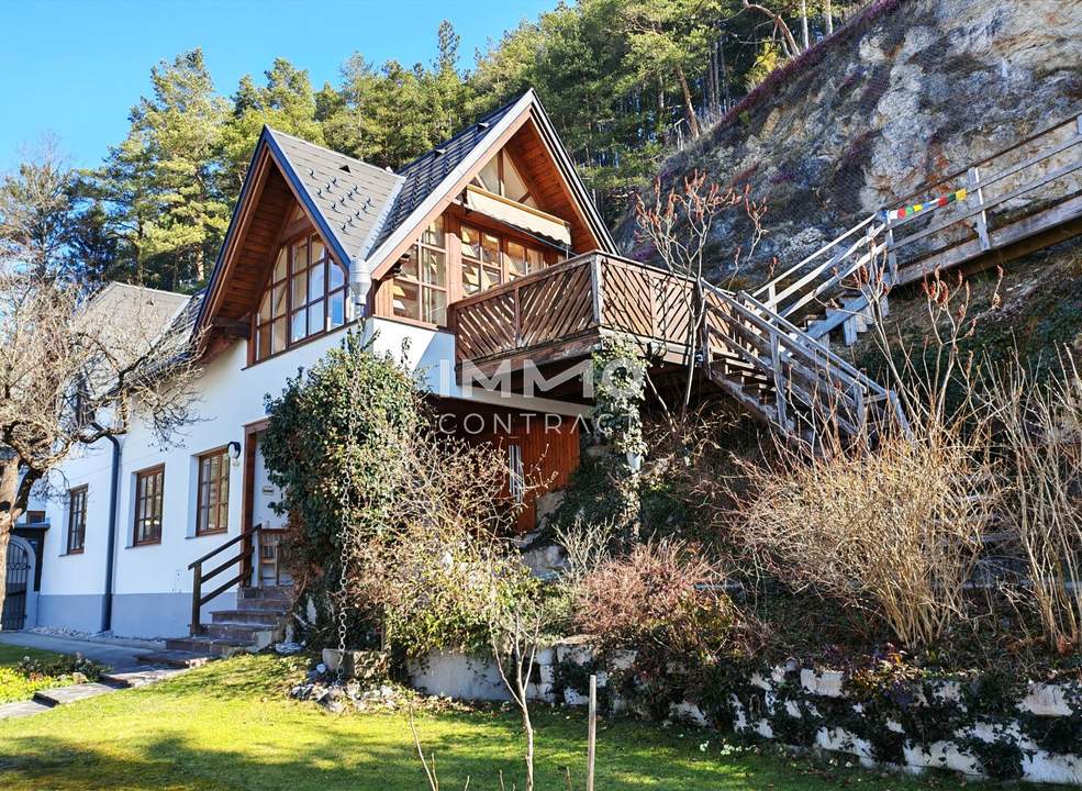 Naturparadies mit Panoramablick - Gepflegtes Einfamilienhaus mit großem Grundstück und Wintergarten