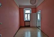 ++NEU++ Renovierungsbedürftige 3-Zimmer Altbau-Wohnung, guter Grundriss