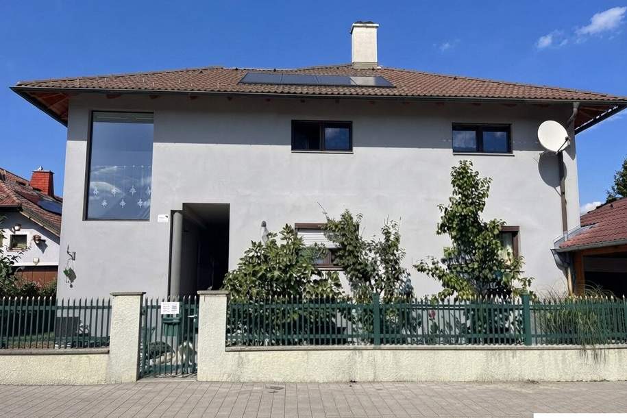 Großzügiges Zweiparteienhaus mit Salzwasserpool, Terrassen und Top-Anbindung, Haus-kauf, 680.000,€, 2442 Baden
