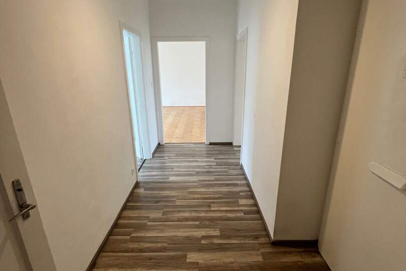 Naturnahe 3-Raum Wohnung mit Balkon! Wohn(t)raum in ländlicher Wohlfühlumgebung, mitten in der wunderbaren Pyhrn-Priel Bergwelt! Ab 01.05.2026 & KEINE Befristung!, Wohnung-miete, 925,07,€, 4560 Kirchdorf an der Krems