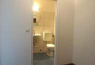 Schallmoos: Garconniere mit Balkon
