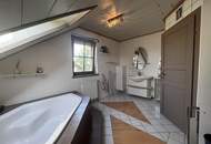 "Solides, Charmantes Haus mit Garten und Pool"