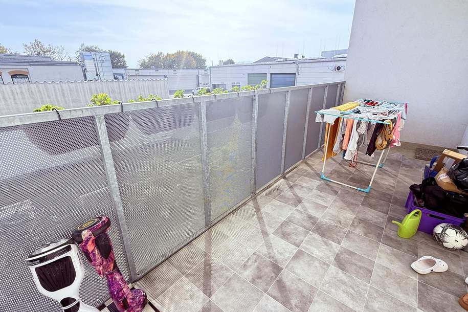 Nahe Akademiepark: Top-3-Zimmer Wohnung mit 11m² SÜD-Loggia, Wohnung-miete, 1.025,00,€, 2700 Wiener Neustadt(Stadt)