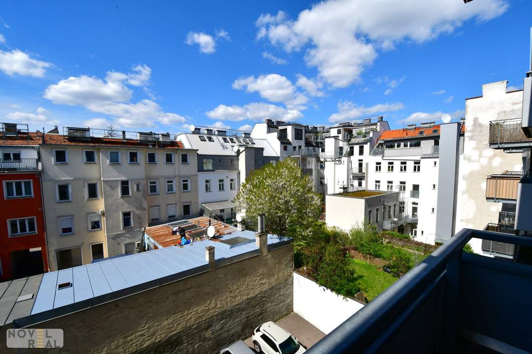 NAHE THALIASTRASSE - RUHIGE, RENOVIERTE 3-ZIMMER WOHNUNG MIT GROSSER LOGGIA