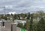 Dachgeschoss-Wohnung in ruhiger Lage Hietzings. 3-Zimmer-Wohnung mit sehr grosser Terrasse mit tollem Weitblick!