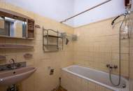 ++NEU++ 2-Zimmer Altbau-Wohnung (sanierungsbedürftig), in toller Lage