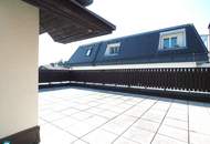 CHARMANTE 3-ZIMMER-DACHGESCHOSSWOHNUNG MIT DACHTERRASSE UND GRÜNBLICK