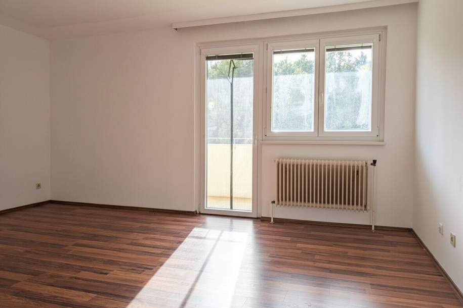 Teilsanierte Wohnung im 8. Stock eines Hochhauses, Wohnung-kauf, 129.000,€, 8160 Weiz