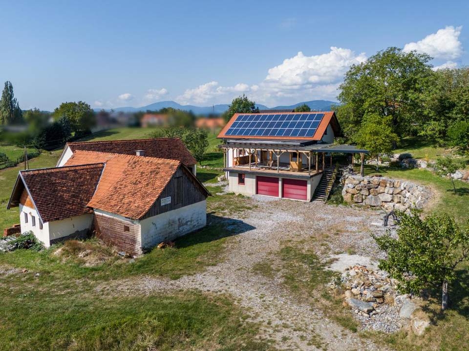 Bauernhaus zum naturnahen wohnen: Liegenschaft für Selbstversorger mit Wohnhaus in nachhaltiger Bauweise