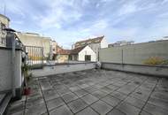 Zentral gelegene 2-Zimmer-Wohnung mit Loggia in den ruhigen Innenhof!