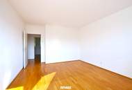 Großzügige Dachgeschosswohnung mit 3 Terrassen und Fernblick ins Grüne