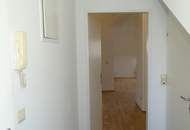 1060! Helles 2-Zimmer DG mit Balkon Nähe Naschmarkt!