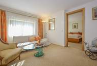 Anwesen in sonniger Panoramalage mit unverbaubarem Bergblick