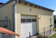 Großzügiges Familienhaus mit Pool in sonniger Lage