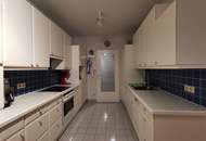 Eine ideal geschnittene Stadtwohnung, die durch Helligkeit und klare Strukturen punktet