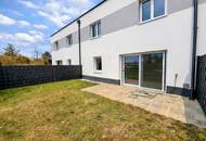 Modernes Reihenhaus in Neunkirchen: Erstbezug mit Garten, Keller & Stellplätzen!