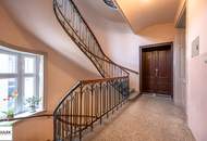 Adaptierungsbedürftige Erkerwohnung direkt beim Schloss Schönbrunn - 3 Zimmer