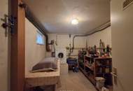 ''Komfortabel ausgestatteter Bungalow mit parkähnlichem Garten''