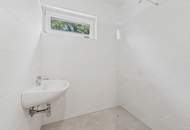 Komplett sanierte 2-Zimmer-Wohnung mit Loggia