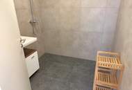 Koffer packen & einziehen – Ihr Rundum-Sorglos-Paket: Erstbezug, moderne 3-Zimmer-Wohnung mit 2 Balkonen, stilvoller Möblierung & moderner Haustechnik