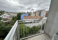 VOLLMÖBLIERTE WOHNUNG MIT BALKON