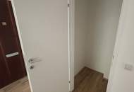 Mehr Platz für Ihre Liebsten - umfassend sanierter Wohn(t)raum in zentraler Lage am ruhigen Stadtrand von Steyr! Sonniger Balkon, geräumige Küche und praktischer Abstellraum versprechen höchste Wohnqualität!