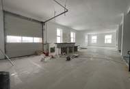 Helle Gewerbehalle mit Verkaufsraumcharakter in 2601 Sollenau bald zu vermieten