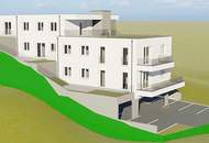 Grosses Grundstück mit bewilligtem Projekt!