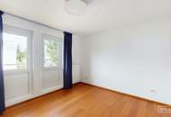 NAPOLEONWALD | hochwertig renoviert | Tolle Raumaufteilung | Ruhelage | 2 Zimmer | Wintergarten | ab 15.01.26 | ZELLMANN IMMOBILIEN