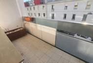 SCHÖNE 3/4-ZIMMERWOHNUNG MIT LOGGIA