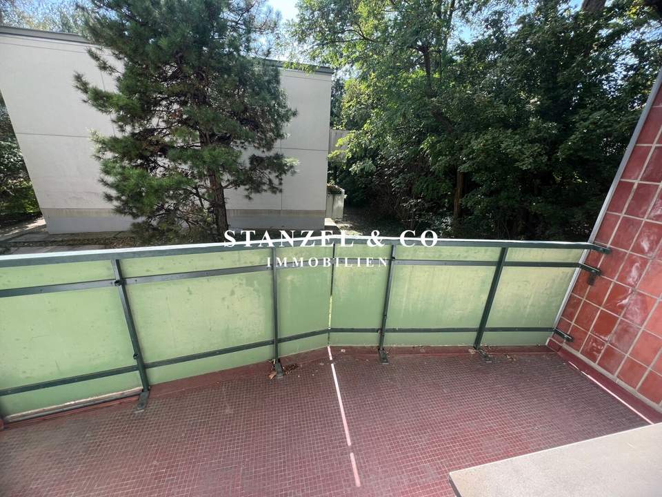 SONNIGES 2-ZIMMER-APARTMENT MIT SÜDLOGGIA